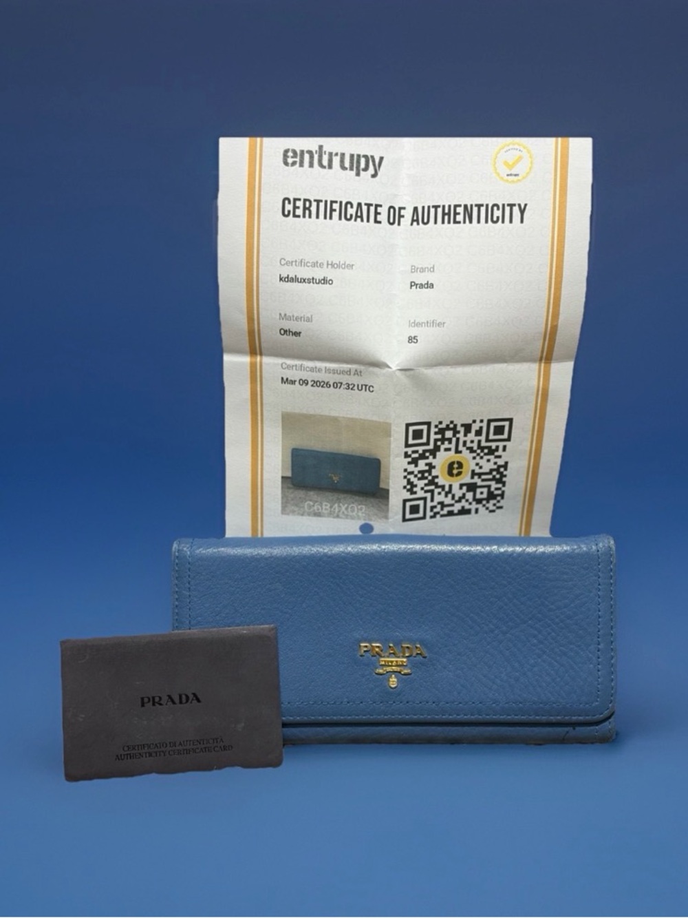 Authentic Prada Blue Leather Wallet Gold Logo w/ Certificate - Picture 2 of 16